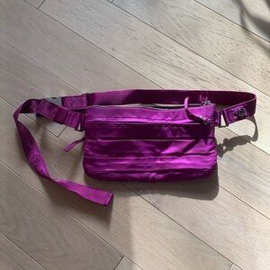 Lululemon belt bag